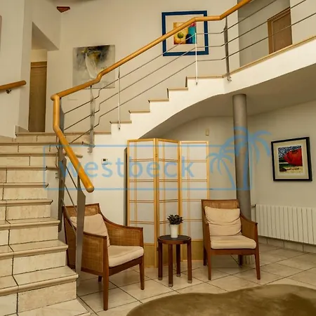 Serafina By Westbeckvillas Villa