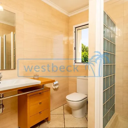 Serafina By Westbeckvillas Villa